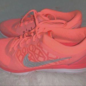 Nike Flex 2015 Sneakers💗